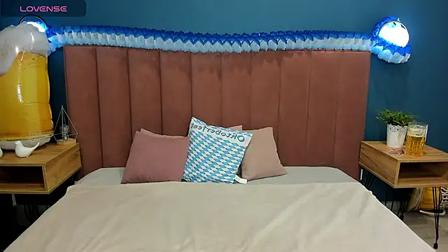 Snapshot of Emma_adorablle chatting on September 24, 2025, 1:31 am Emma adorablle online show from September 24, 2025, 1:31 am