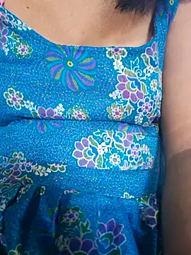 Priya Bong online show from October 15, 2025, 11:21 am