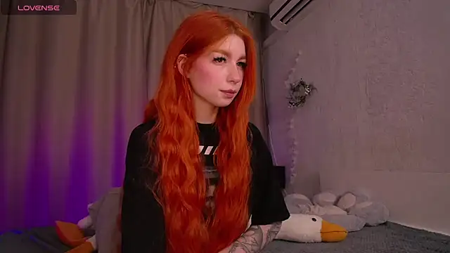 Snapshot of Evaa_Moonn_ chatting on February 12, 2025, 8:06 am Evaa Moonn  online show from February 12, 2025, 8:06 am