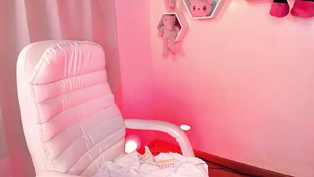 Snapshot of Nataliia_09 chatting on January 21, 2025, 1:29 am Nataliia 09 online show from January 21, 2025, 1:29 am