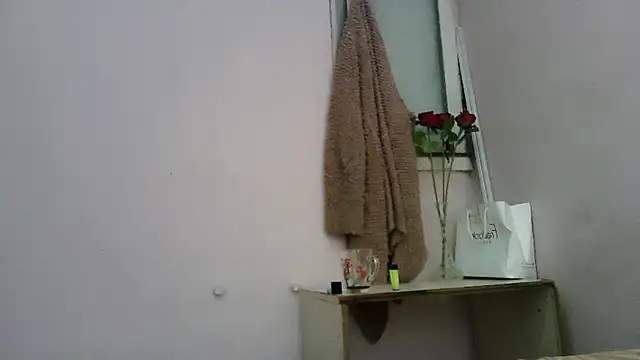 VanillaSeXy online show from February 15, 2026, 5:04 am