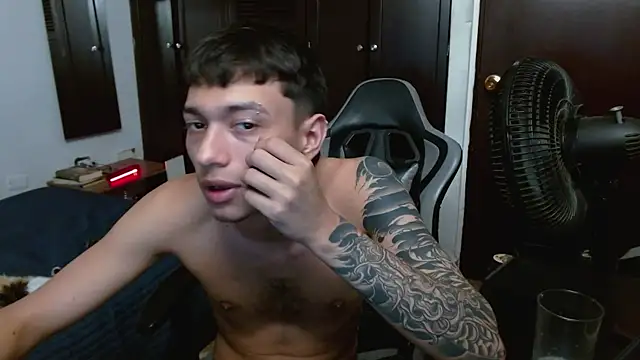 aaron blug online show from November 20, 2025, 11:15 pm