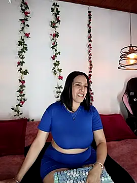 ariana lavoie- online show from October 29, 2025, 9:16 pm