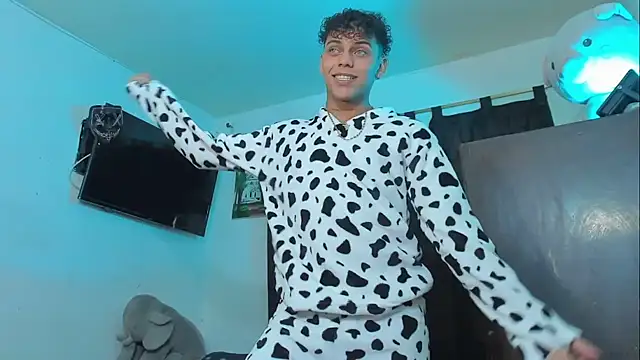 Snapshot of visaelX chatting on December 16, 2024, 3:22 pm visaelX online show from December 16, 2024, 3:22 pm