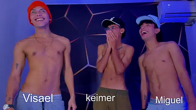 Snapshot of visaelX chatting on January 28, 2025, 12:05 am visaelX online show from January 28, 2025, 12:05 am