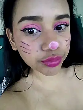  Miaaleon online show from March 20, 2025, 4:20 pm