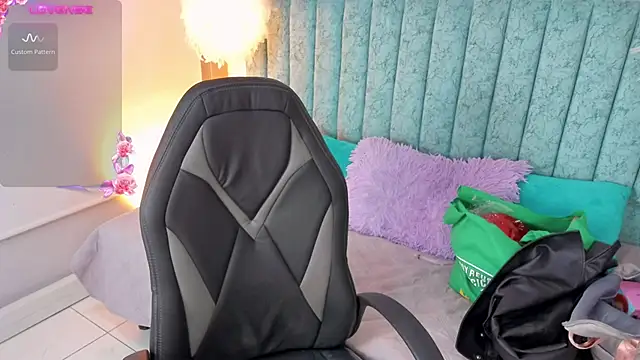 cattaleya    online show from September 9, 2025, 3:06 am