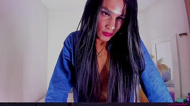 carolinemiller7 online show from October 11, 2025, 6:12 am