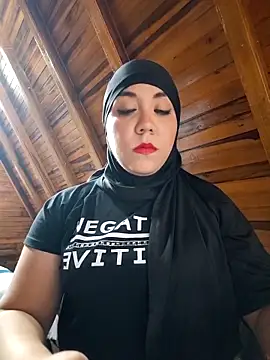 AmbarBurhan online show from March 7, 2025, 6:11 pm