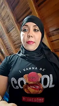 AmbarBurhan online show from March 18, 2025, 7:10 pm