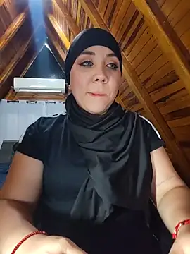 AmbarBurhan online show from May 21, 2026, 4:14 pm