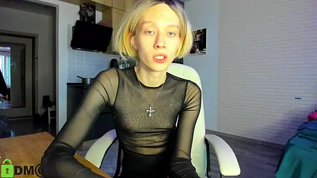  Alice Kitty online show from October 28, 2025, 4:49 am