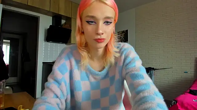 Snapshot of _Alice_Kitty chatting on June 18, 2026, 8:58 am Alice Kitty online show from June 18, 2026, 8:58 am