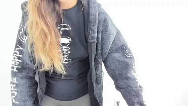 Summmmersky online show from October 3, 2025, 8:44 am