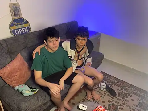 MyLatinHotBoys online show from January 19, 2025, 11:53 pm