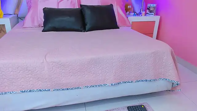 AnngelaSkye online show from January 17, 2025, 7:19 am