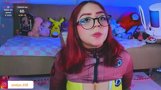 AnngelaSkye online show from November 5, 2025, 5:51 am