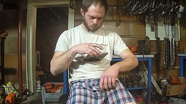 Bigoleslong98765 online show from March 7, 2026, 5:37 am