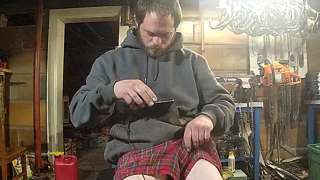 Bigoleslong98765 online show from March 23, 2026, 10:14 pm