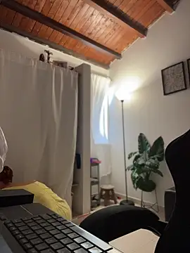 Miss-Abbii online show from March 12, 2026, 9:10 pm