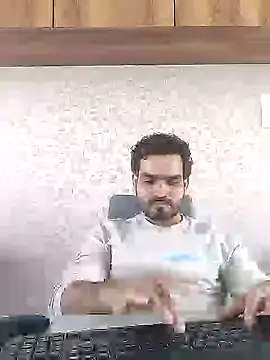 indianguy89 online show from January 4, 2025, 5:58 am