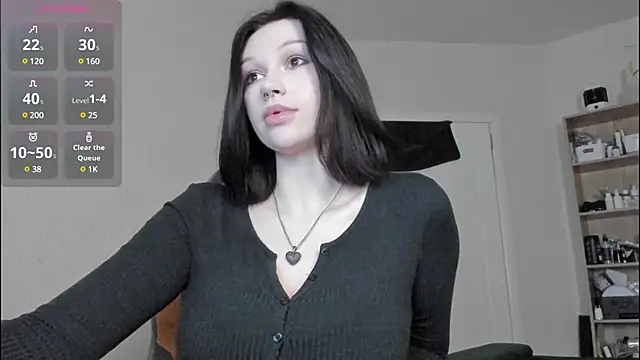 Snapshot of Emmy_m00n chatting on March 16, 2025, 11:05 am Emmy m00n online show from March 16, 2025, 11:05 am