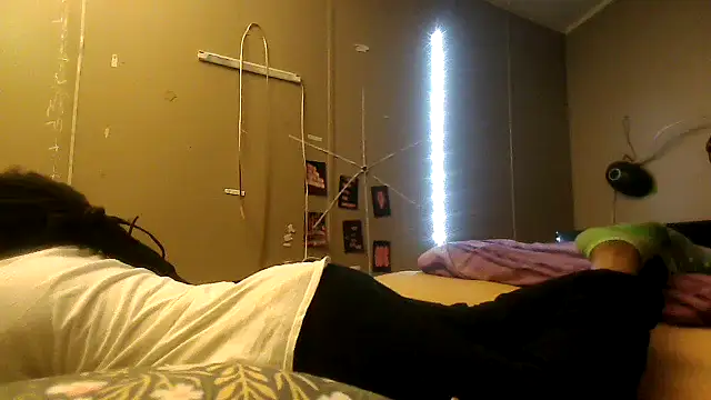 EbonyFetishQueen online show from September 9, 2025, 12:05 pm