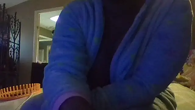 EbonyFetishQueen online show from April 22, 2026, 4:08 pm