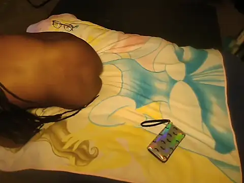 Snapshot of EbonyFetishQueen chatting on June 5, 2026, 10:54 am EbonyFetishQueen online show from June 5, 2026, 10:54 am