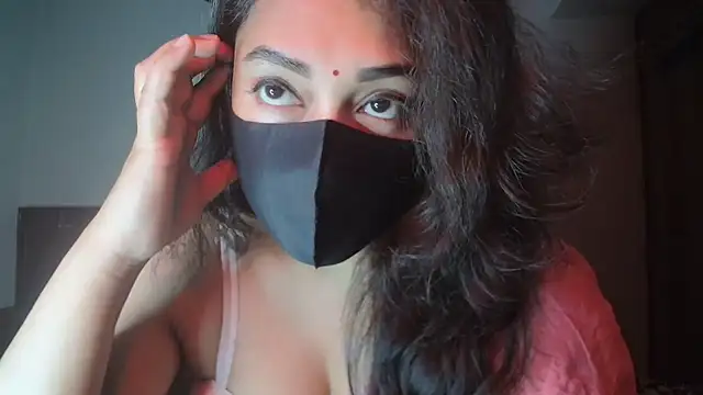 Most-Beautiful-Queen online show from November 21, 2025, 7:23 pm