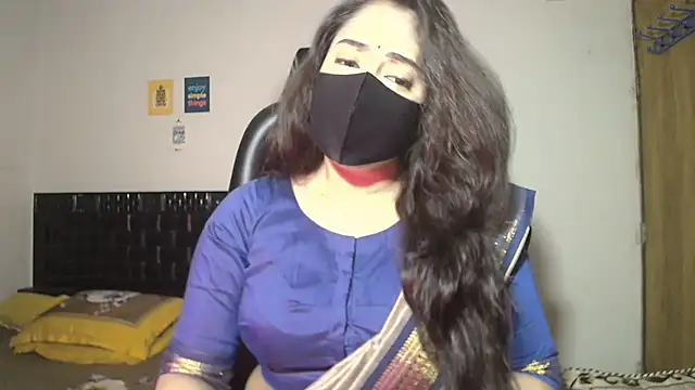 Most-Beautiful-Queen online show from February 5, 2026, 7:40 pm