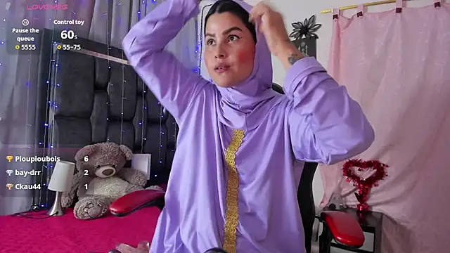 AishaAmin  online show from September 13, 2025, 3:06 am