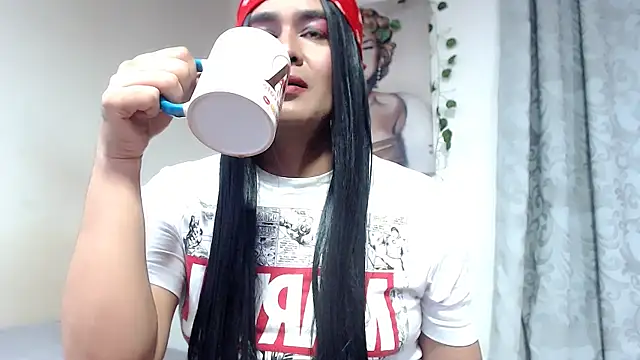 andre20a31 online show from March 13, 2025, 4:27 am