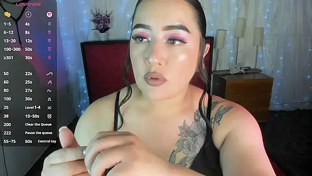 kirara dirty online show from June 19, 2026, 4:50 am