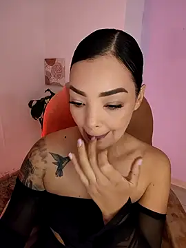 Sara LipsX online show from November 20, 2025, 1:50 am