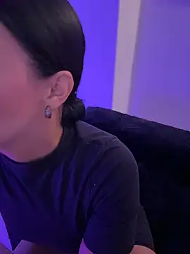 Sara LipsX online show from January 17, 2026, 2:05 am