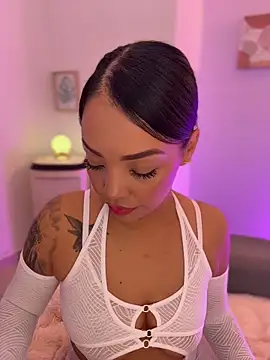 Sara LipsX online show from February 24, 2026, 1:58 am