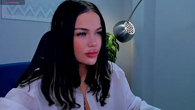 Snapshot of Angel_Sapphire_ chatting on December 22, 2024, 2:06 pm Angel Sapphire online show from December 22, 2024, 2:06 pm