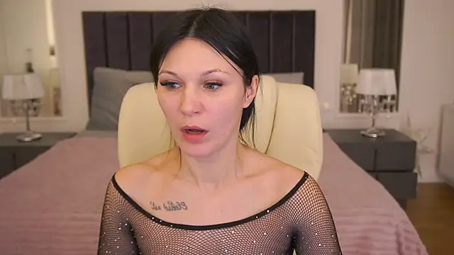 SonnyKage online show from February 5, 2026, 8:24 pm