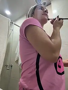 AtheneaRossi online show from March 4, 2026, 1:06 pm