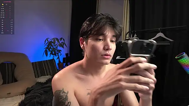 cherrydany online show from September 25, 2025, 11:30 pm