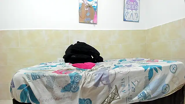 Brenda Smith69 online show from February 9, 2025, 7:52 pm