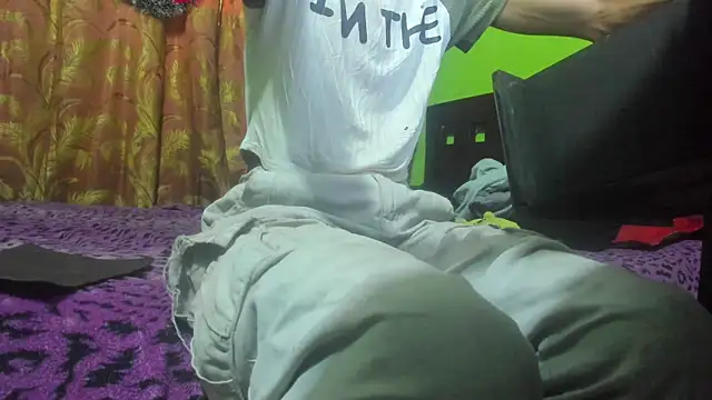 Brenda Smith69 online show from December 16, 2025, 8:14 pm