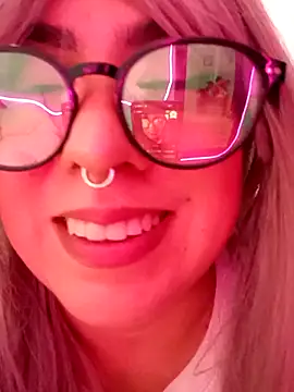 Snapshot of Celestte22 chatting on November 9, 2025, 1:48 am Celestte22 online show from November 9, 2025, 1:48 am