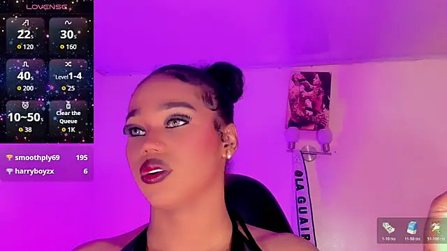 naomy  xx online show from December 13, 2025, 10:15 pm