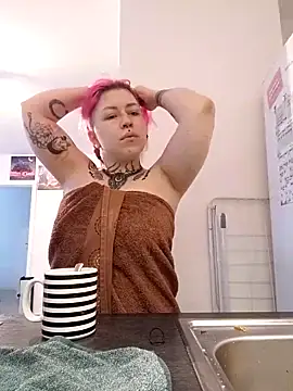 divine eve online show from March 10, 2025, 12:59 pm