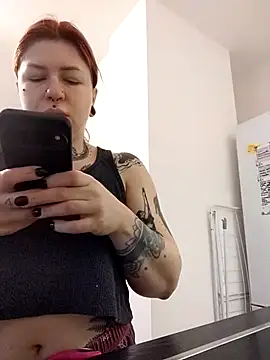 divine eve online show from December 14, 2025, 10:42 am