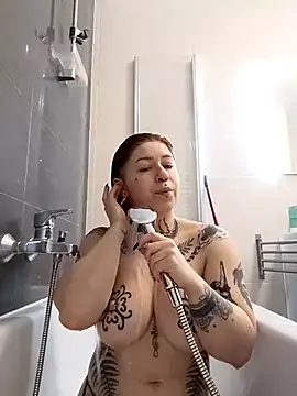 divine eve online show from February 17, 2026, 1:51 pm