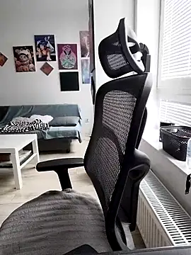 divine eve online show from March 26, 2026, 10:10 am