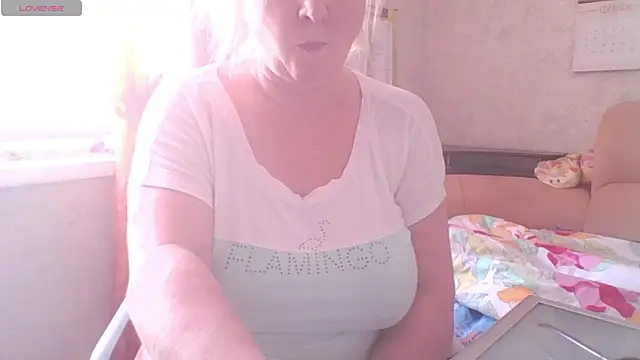 mira robinsonnn online show from February 28, 2026, 4:24 am